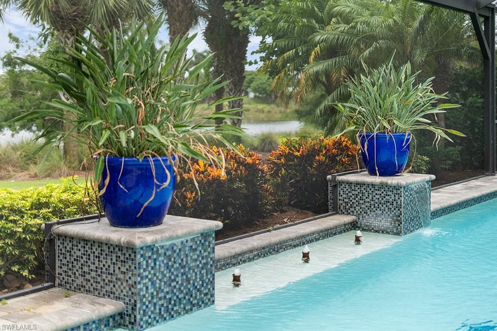 5154 Andros Dr, Naples, FL 34113-37