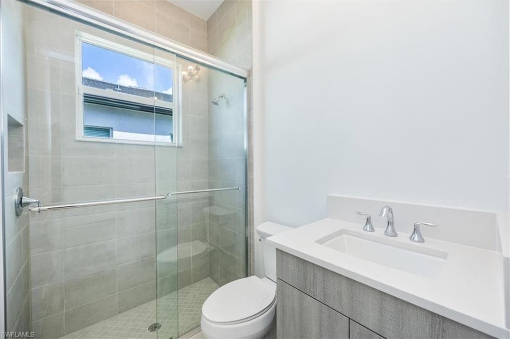 12452 Violet Ln, Naples, FL 34120-25