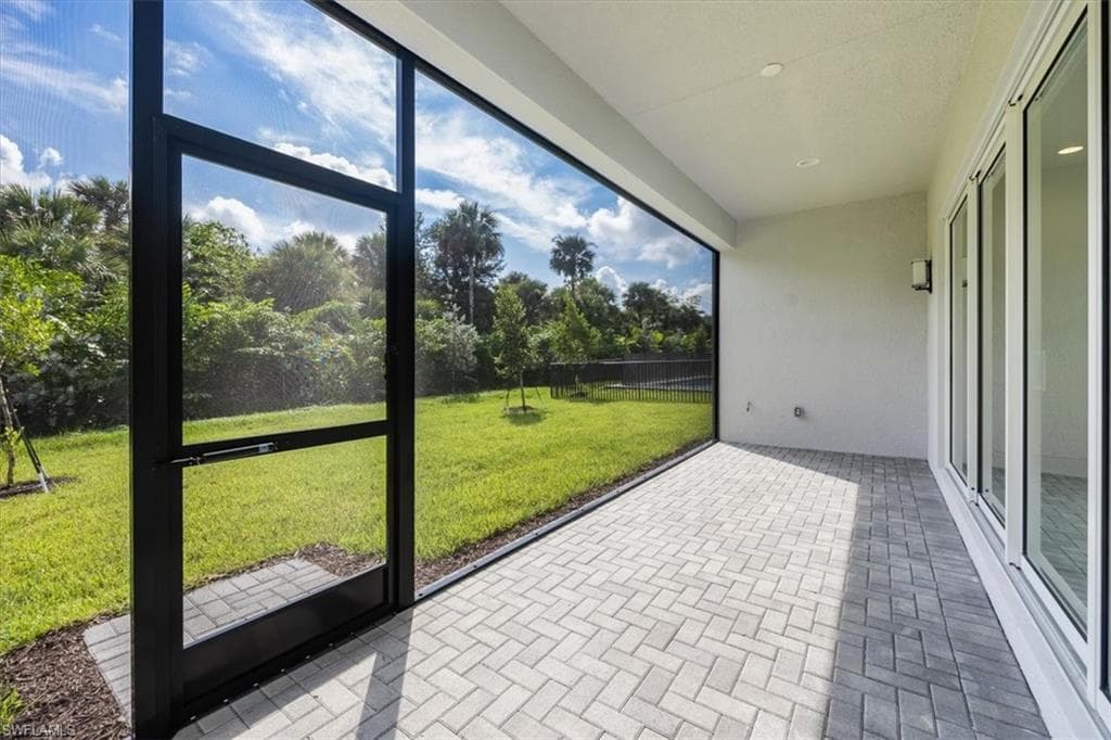 12452 Violet Ln, Naples, FL 34120-28