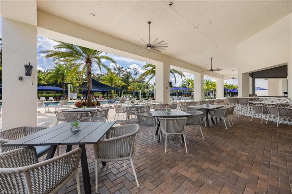 12452 Violet Ln, Naples, FL 34120-35