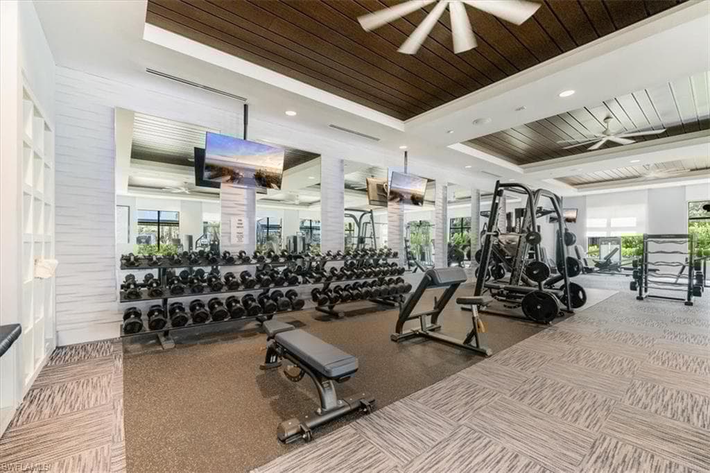 12452 Violet Ln, Naples, FL 34120-36