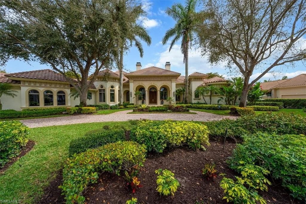 13681 Pondview Cir, Naples, FL 34119-23