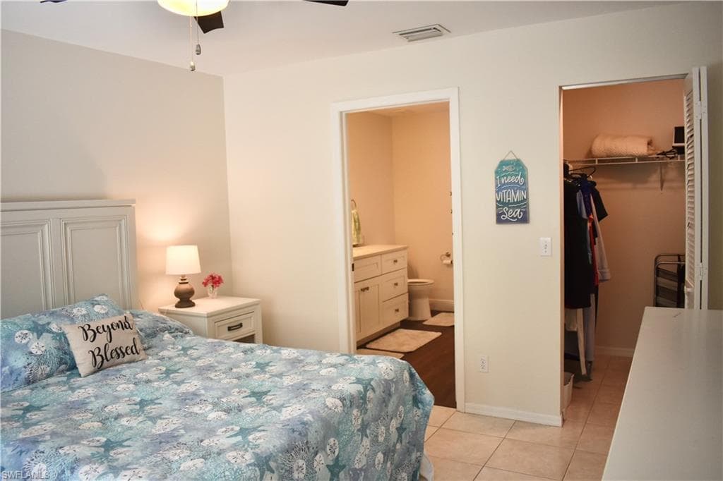 7725 Jewel Ln 202, Naples, FL 34109-9