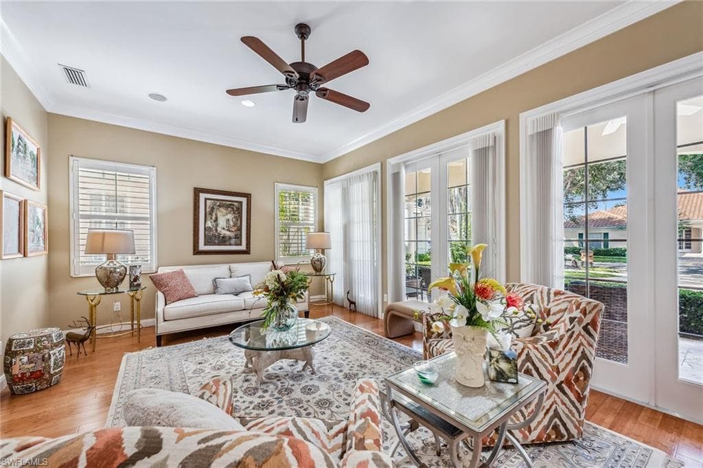 2881 Hatteras Way, Naples, FL 34119-22