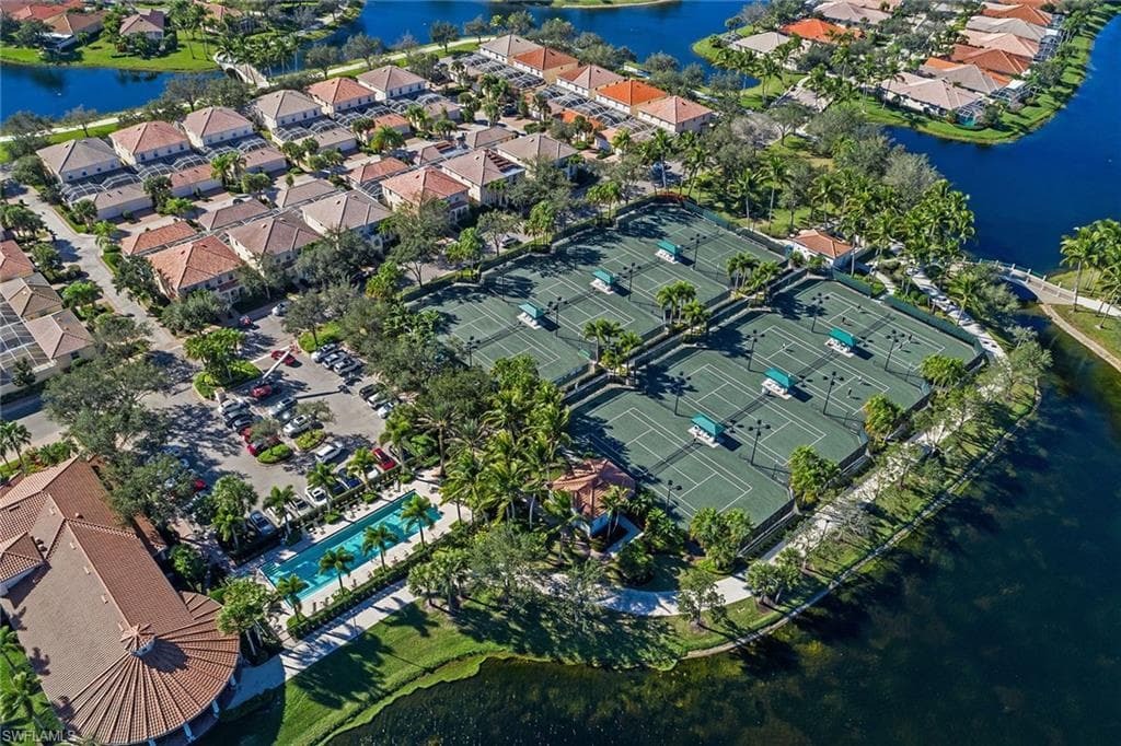 2881 Hatteras Way, Naples, FL 34119-33