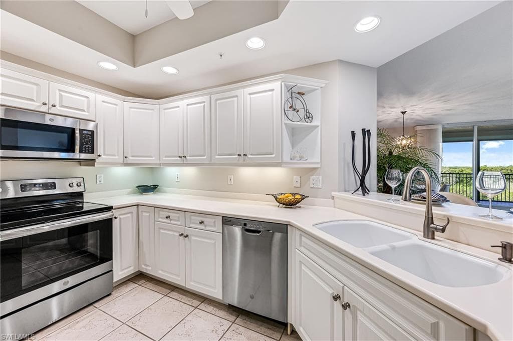 1001 Arbor Lake Dr 102, Naples, FL 34110-10