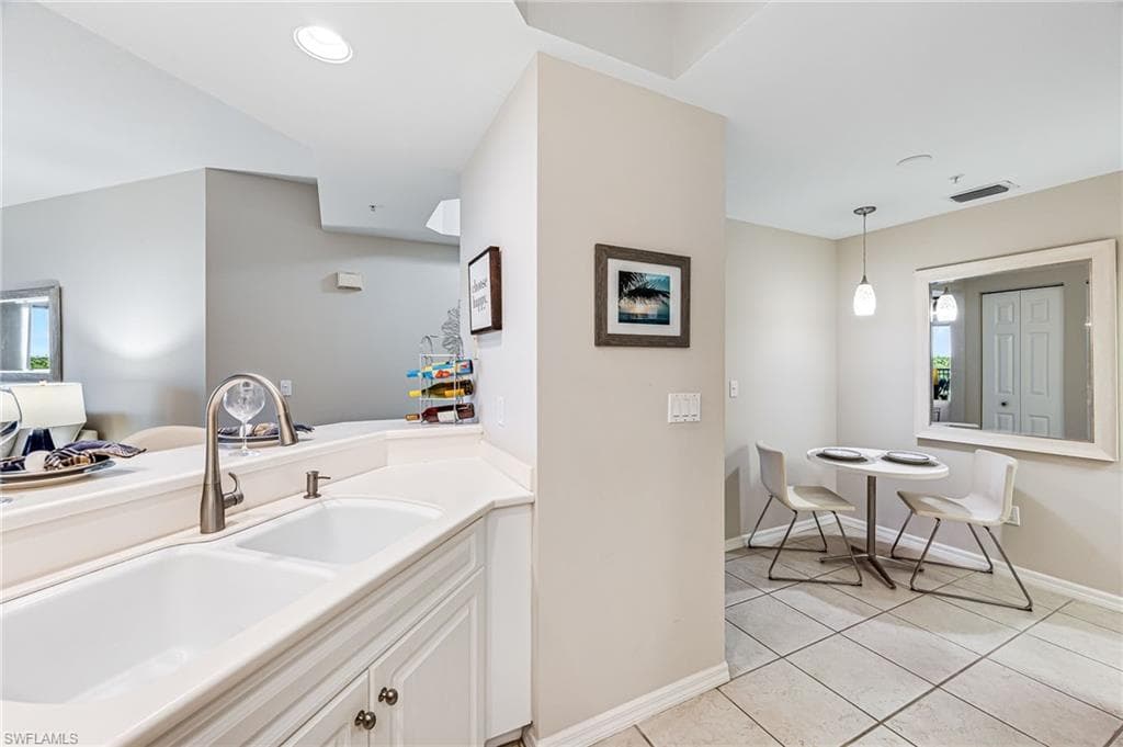 1001 Arbor Lake Dr 102, Naples, FL 34110-13