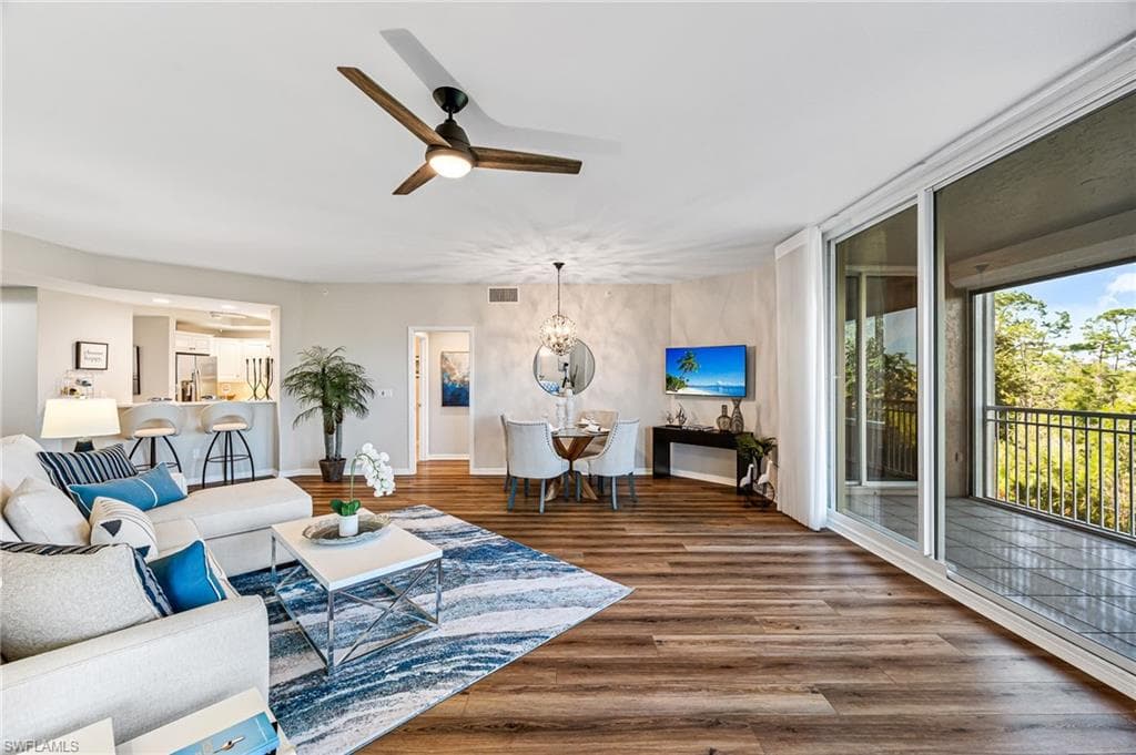 1001 Arbor Lake Dr 102, Naples, FL 34110-5