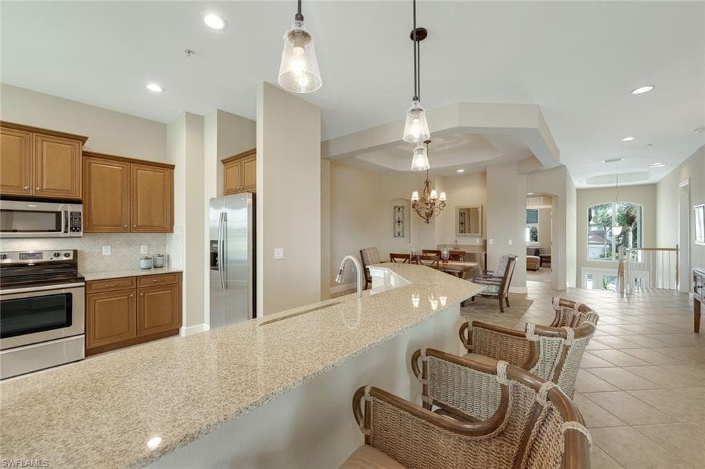 9221 Quartz Ln 9-202, Naples, FL 34120-12
