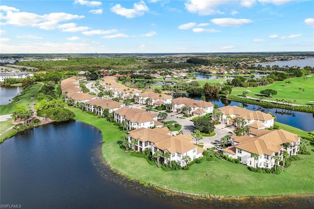 9221 Quartz Ln 9-202, Naples, FL 34120-38