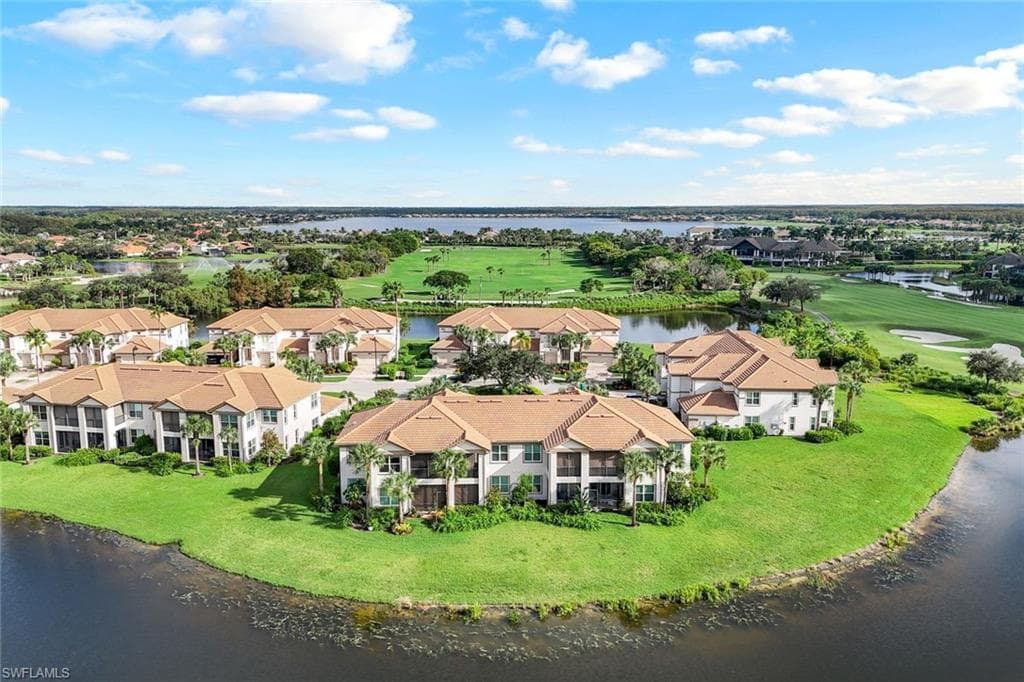 9221 Quartz Ln 9-202, Naples, FL 34120-39