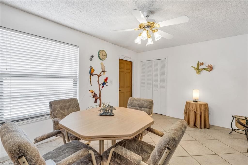 4218 20th Pl D5, Cape Coral, FL 33904-9