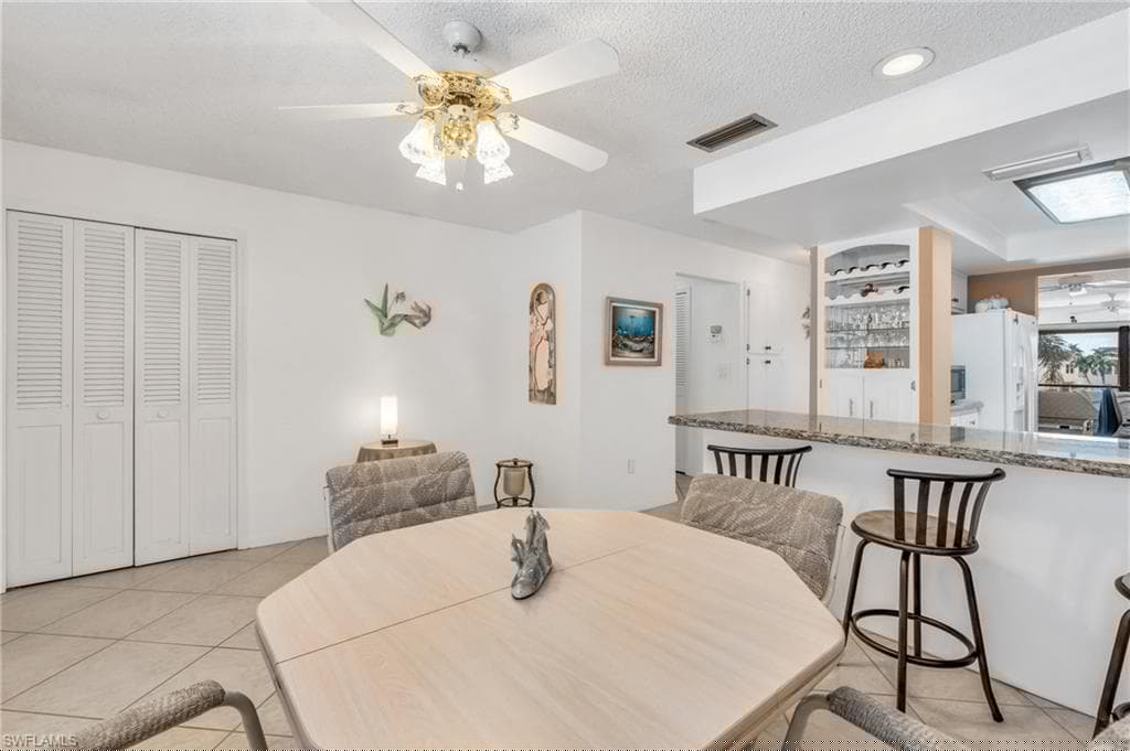4218 20th Pl D5, Cape Coral, FL 33904-10