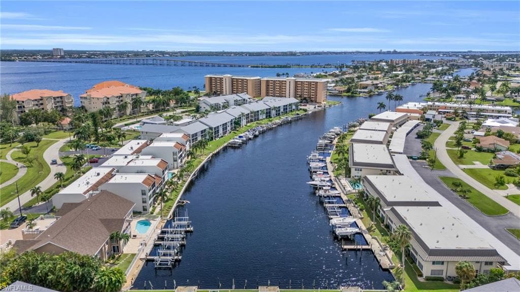 4218 20th Pl D5, Cape Coral, FL 33904-1