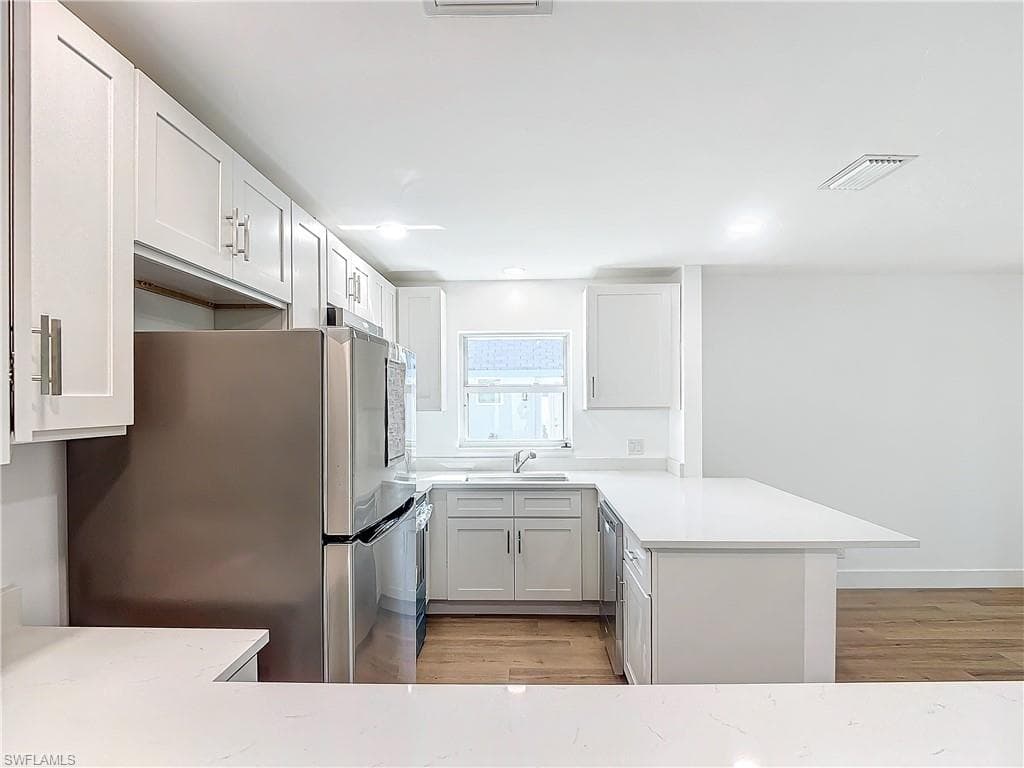 375 Carnaby Ct 54, Naples, FL 34112-27