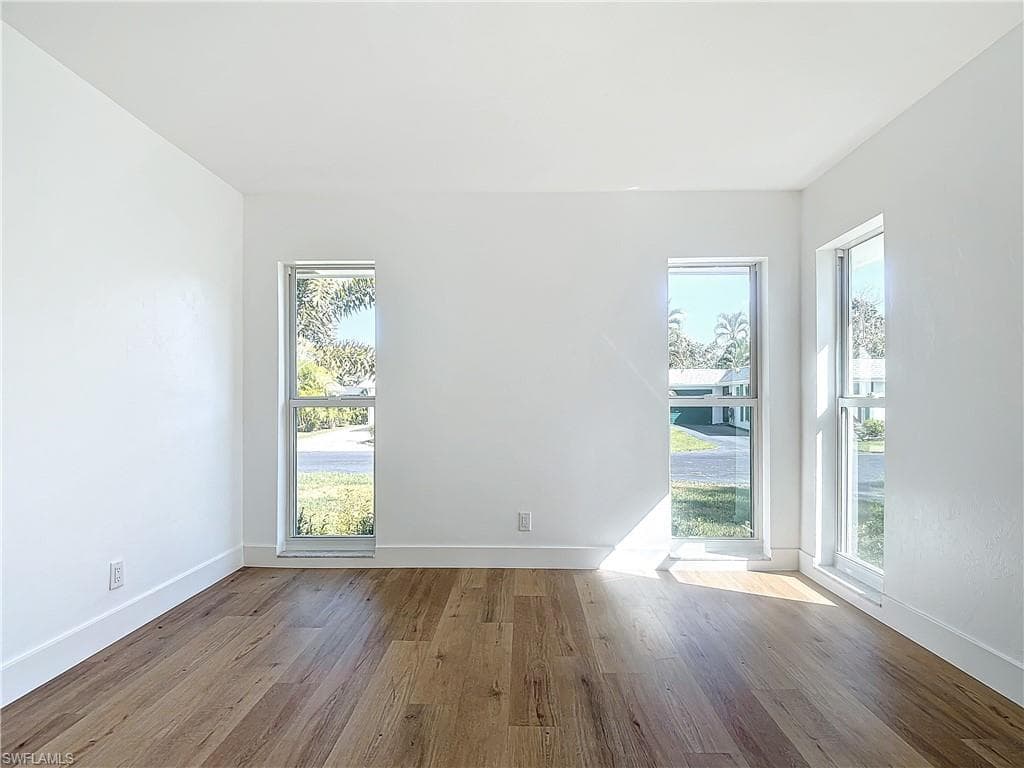 375 Carnaby Ct 54, Naples, FL 34112-30