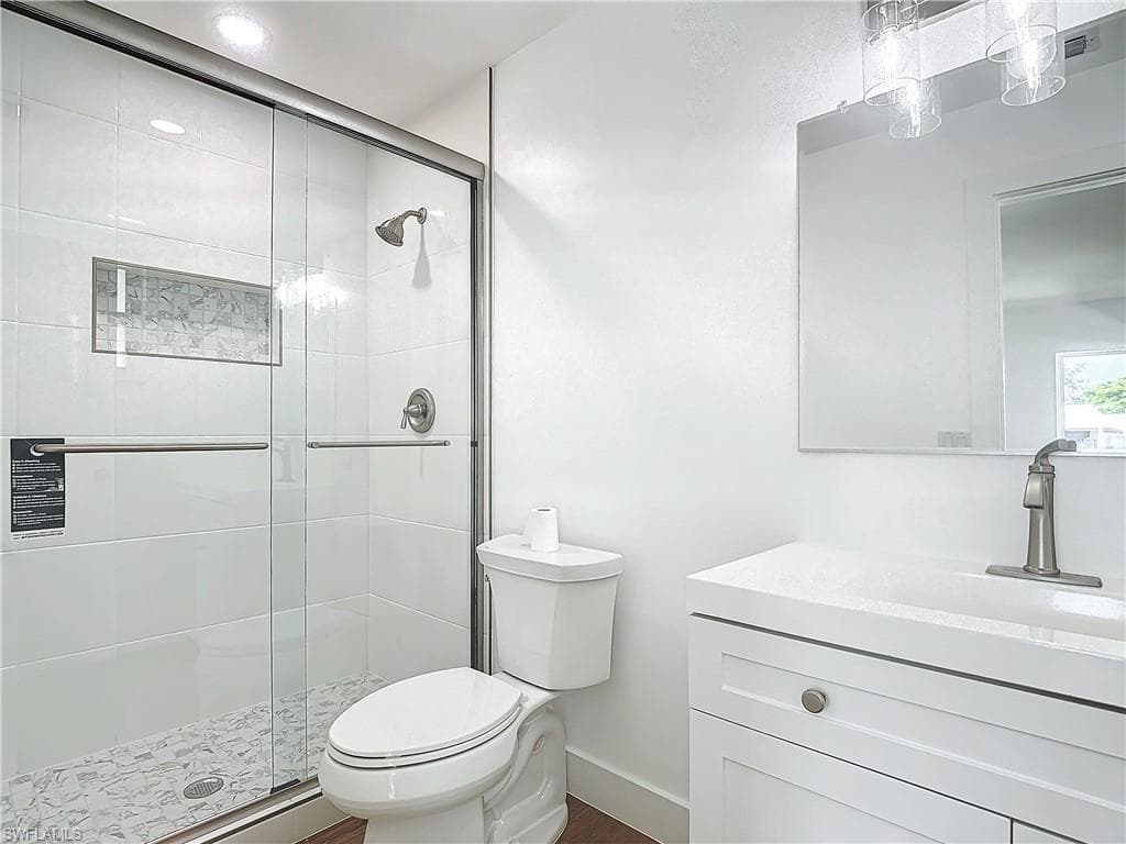 375 Carnaby Ct 54, Naples, FL 34112-38