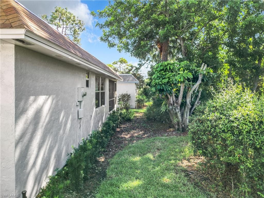 375 Carnaby Ct 54, Naples, FL 34112-46