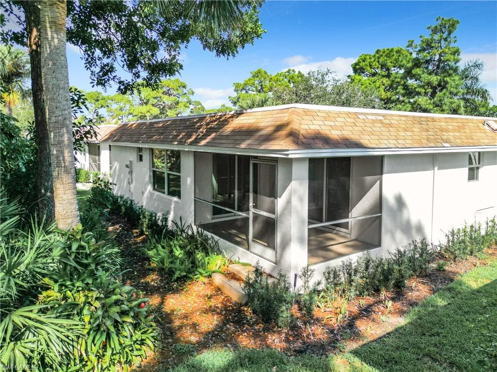 375 Carnaby Ct 54, Naples, FL 34112-47