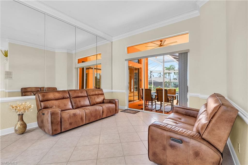 5024 8th Pl, Cape Coral, FL 33914-10