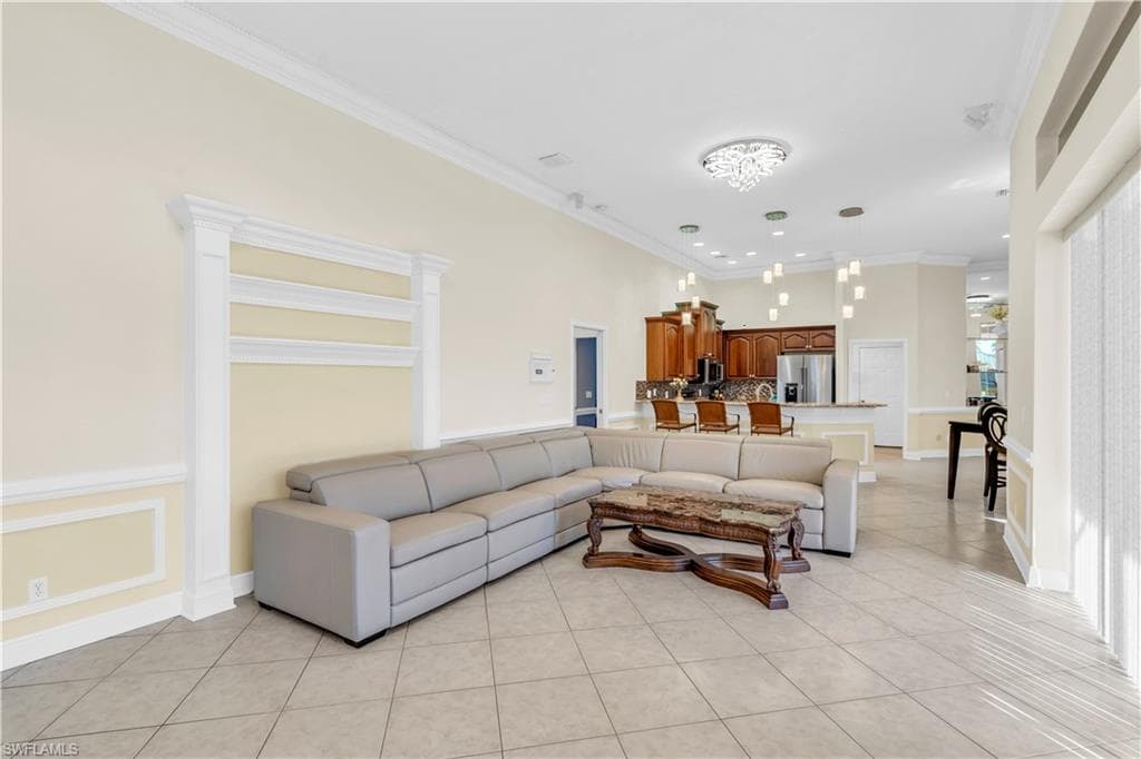 5024 8th Pl, Cape Coral, FL 33914-13
