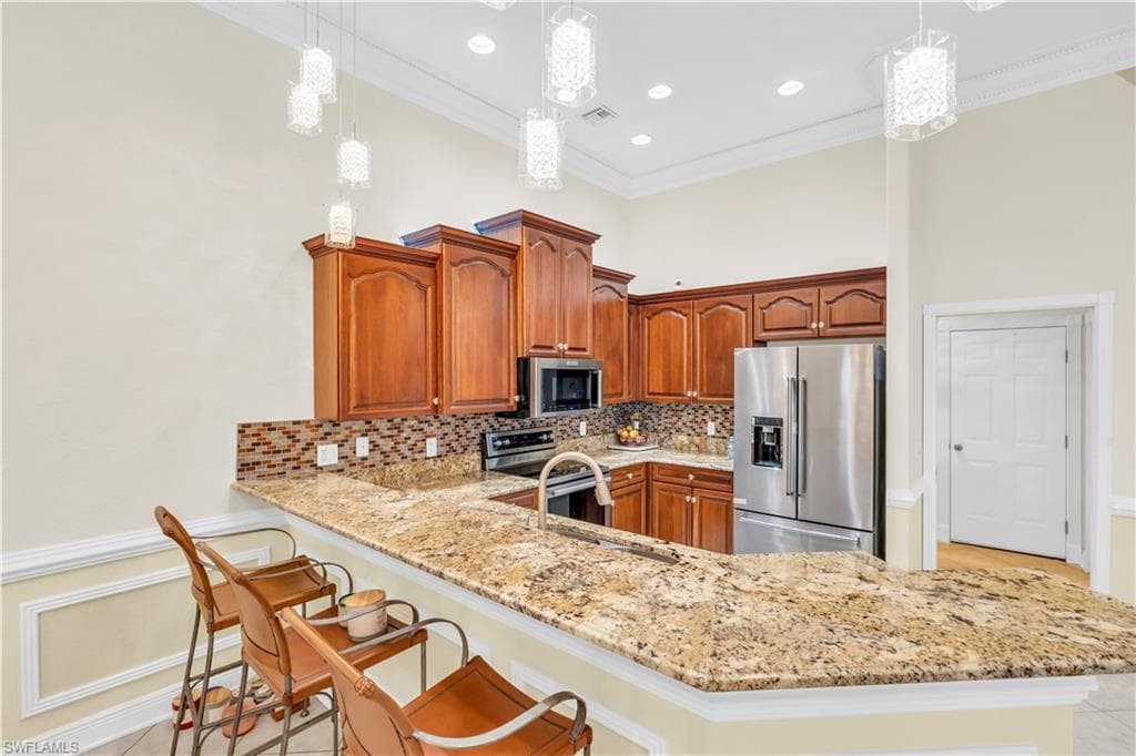 5024 8th Pl, Cape Coral, FL 33914-20