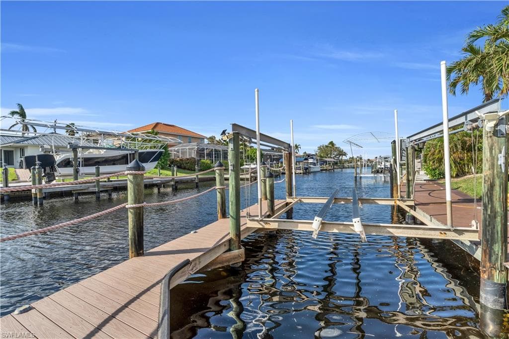 5024 8th Pl, Cape Coral, FL 33914-41