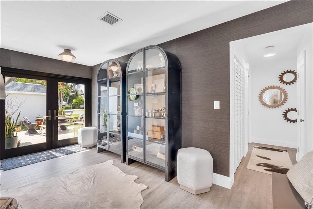 230 Georgetown Blvd 45, Naples, FL 34112-9