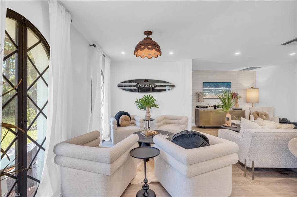 230 Georgetown Blvd 45, Naples, FL 34112-10