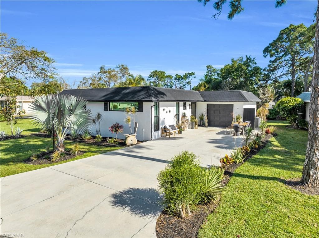 230 Georgetown Blvd 45, Naples, FL 34112-4