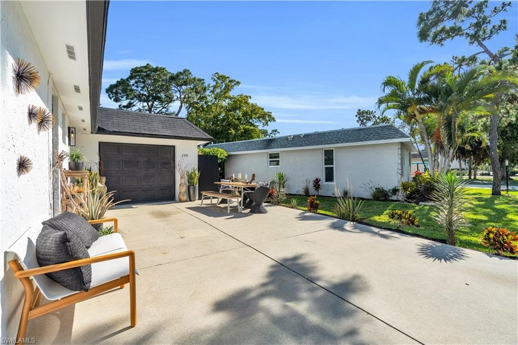 230 Georgetown Blvd 45, Naples, FL 34112-5