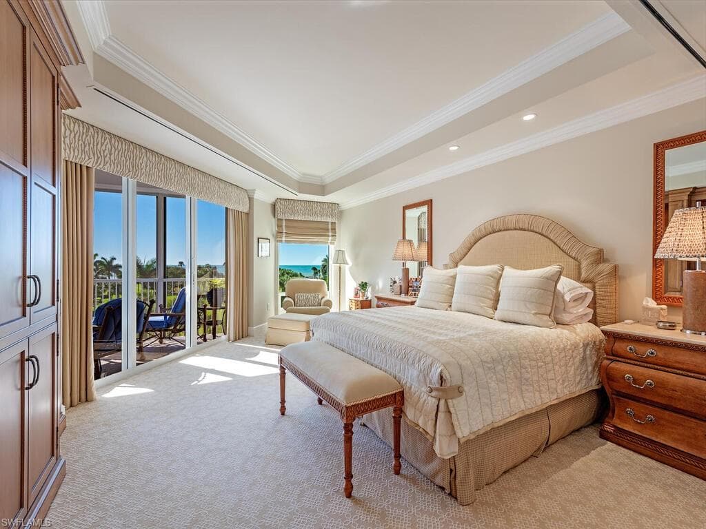 4201 Gulf Shore Blvd N 402, Naples, FL 34103-9