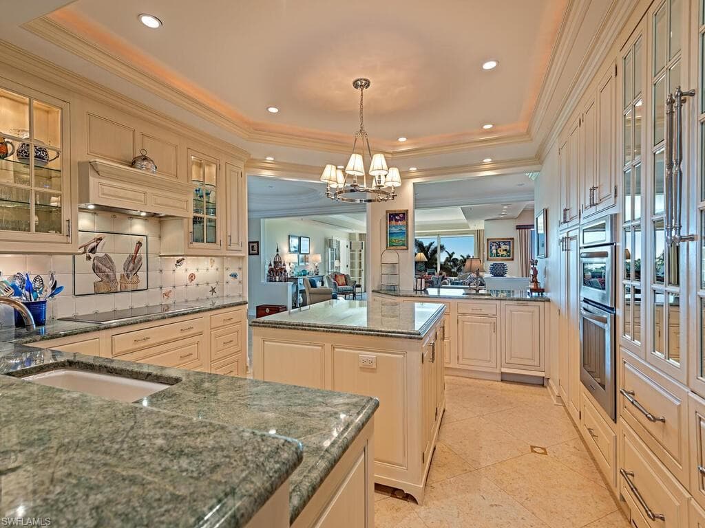4201 Gulf Shore Blvd N 402, Naples, FL 34103-7