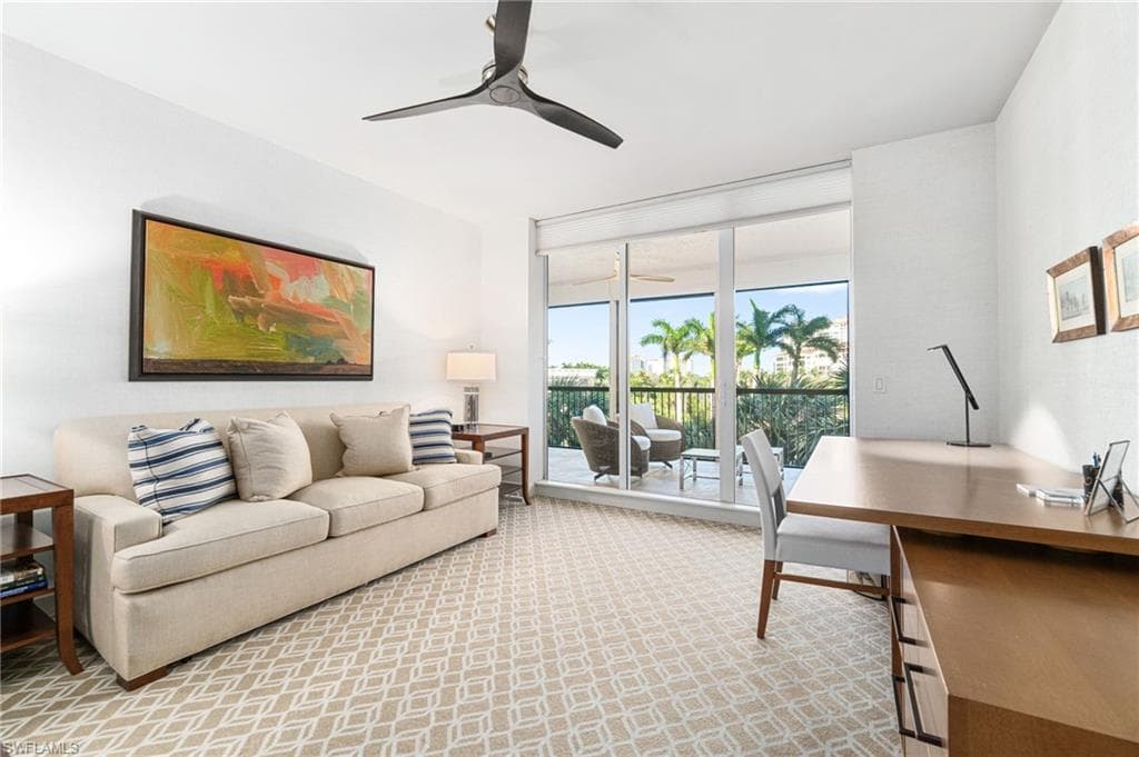 8473 Bay Colony Dr 304, Naples, FL 34108-20