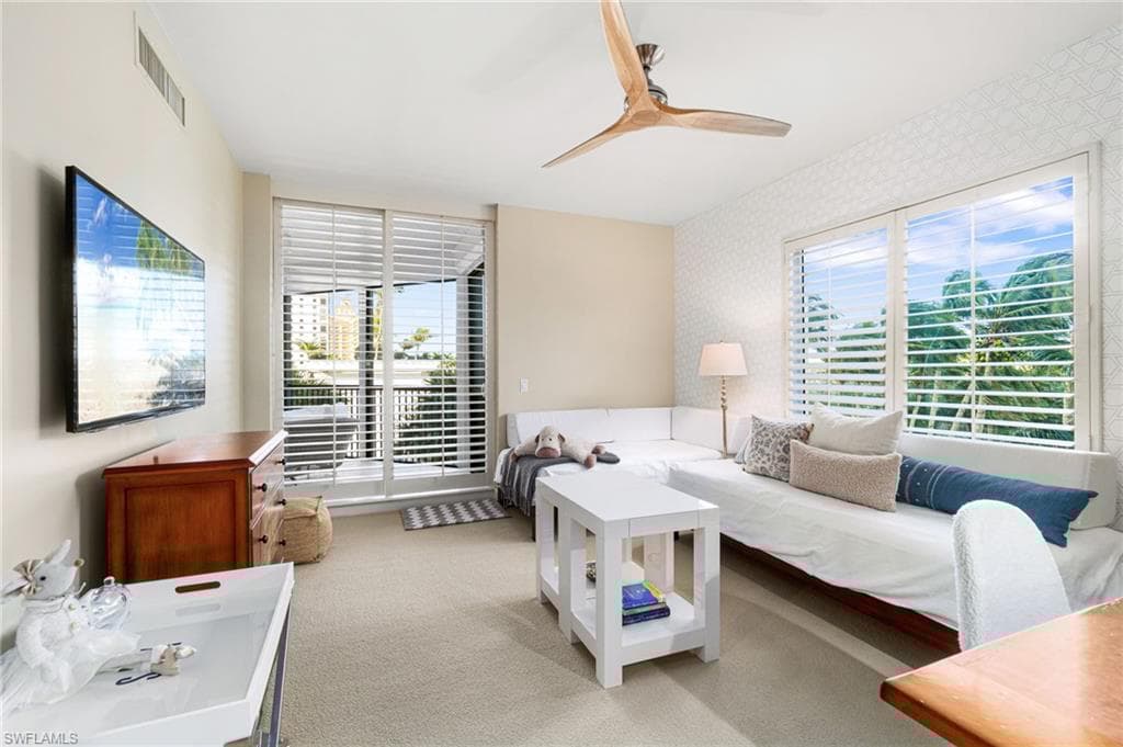 8473 Bay Colony Dr 304, Naples, FL 34108-24