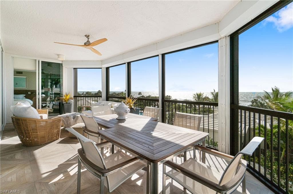 8473 Bay Colony Dr 304, Naples, FL 34108-35