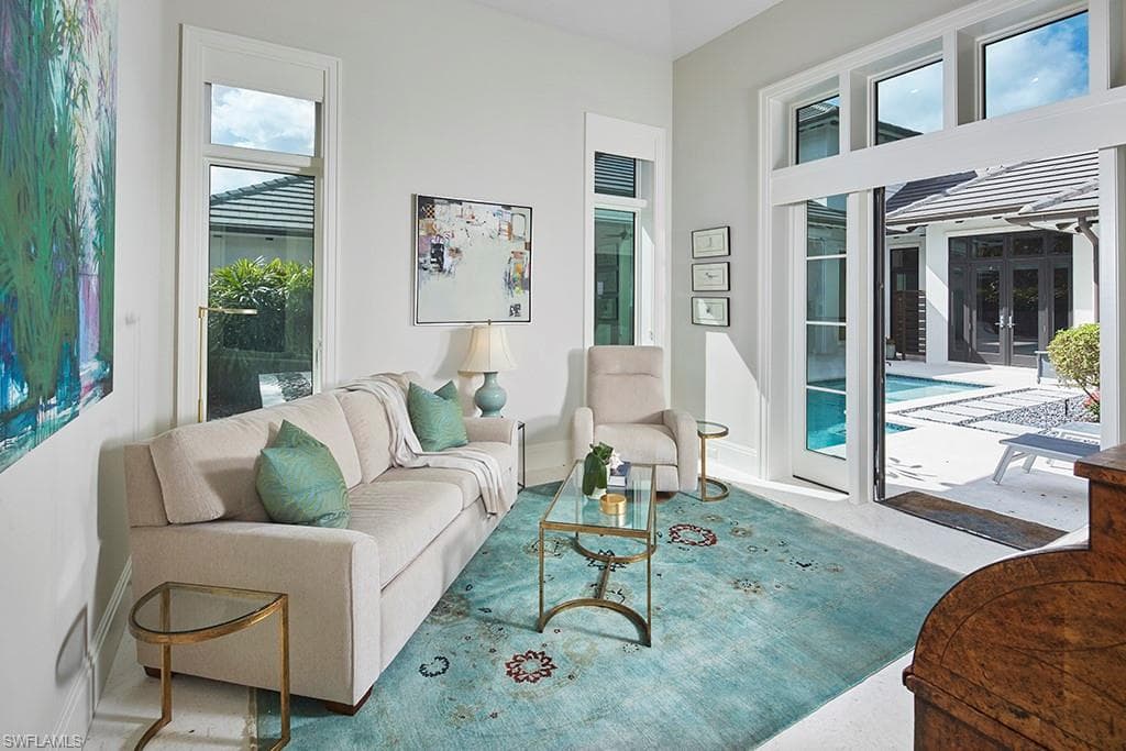 803 Shadow Lake Ln, Naples, FL 34108-17