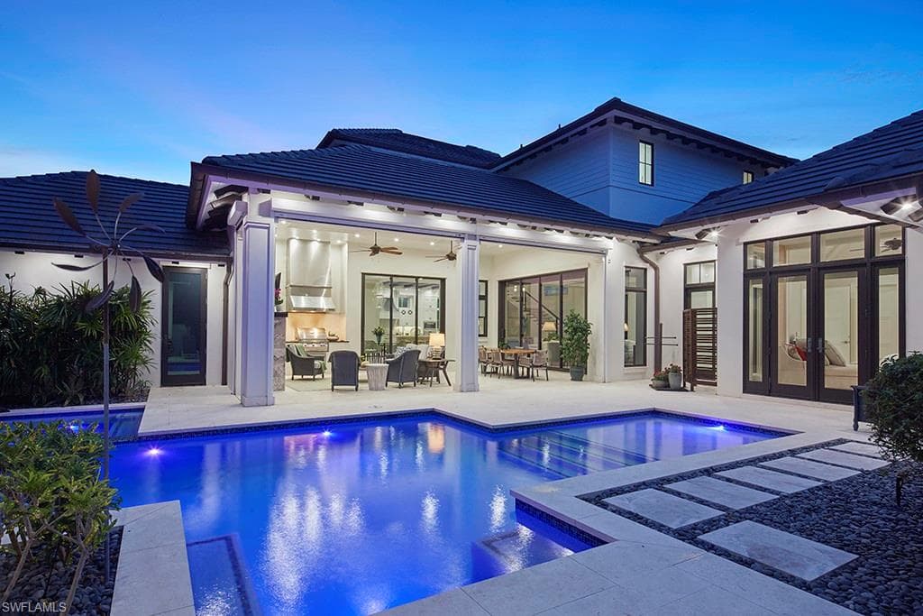 803 Shadow Lake Ln, Naples, FL 34108-3