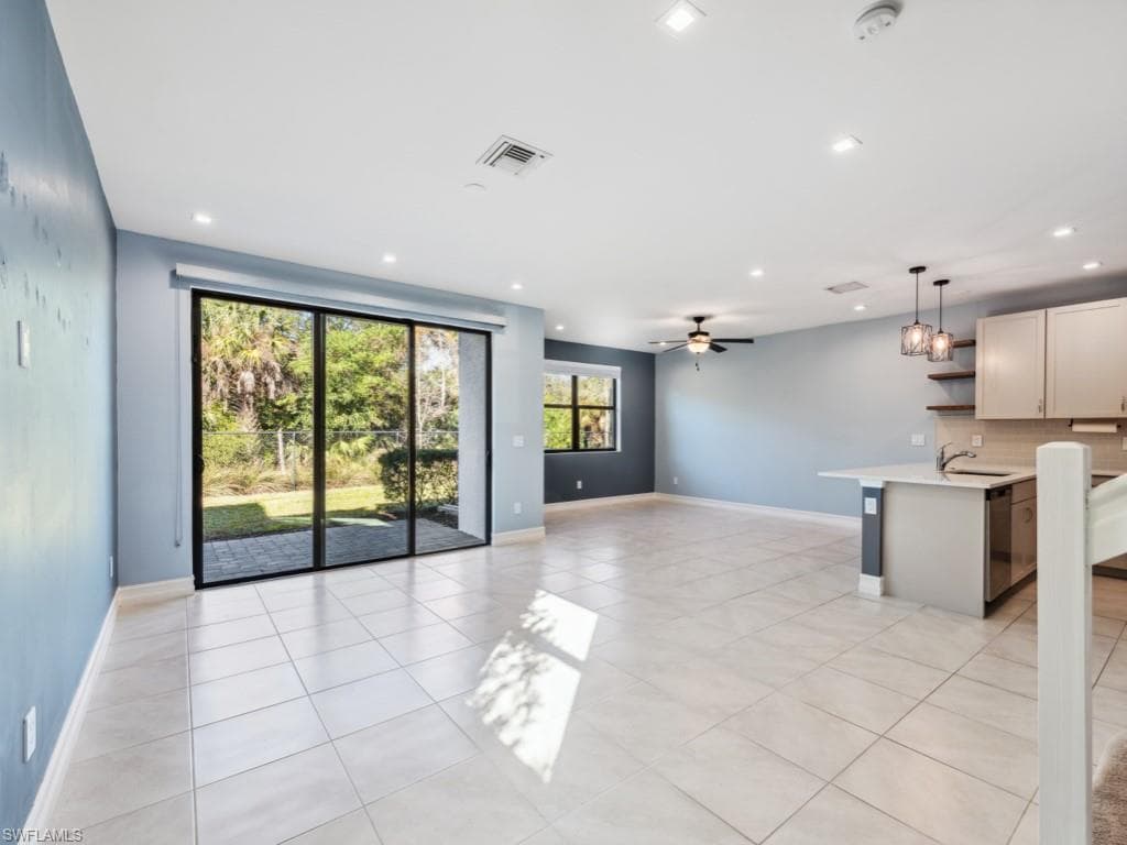 7591 Morgan Way, Naples, FL 34119-10