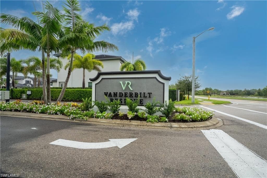 7591 Morgan Way, Naples, FL 34119-28