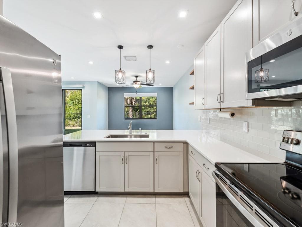7591 Morgan Way, Naples, FL 34119-7