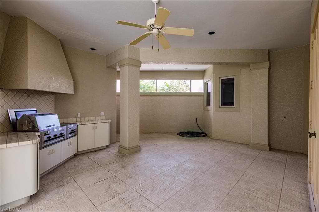 4485 Brynwood Dr, Naples, FL 34119-16