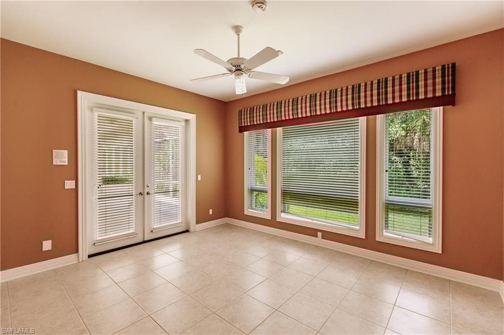 4485 Brynwood Dr, Naples, FL 34119-17