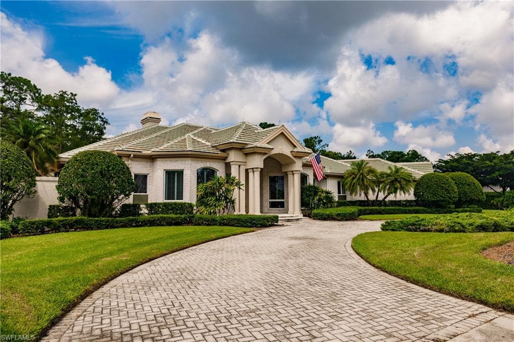 4485 Brynwood Dr, Naples, FL 34119-1