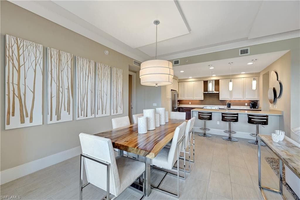 1030 3rd Ave S 307, Naples, FL 34102-16
