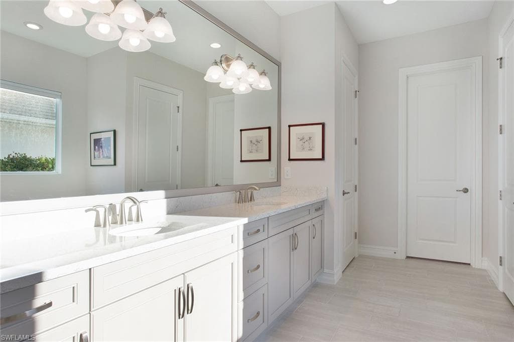 14404 Neptune Ave, Naples, FL 34114-15
