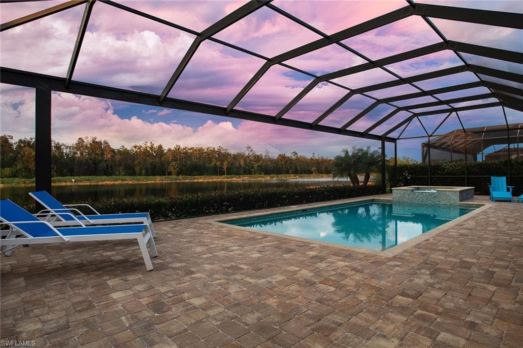 14404 Neptune Ave, Naples, FL 34114-32