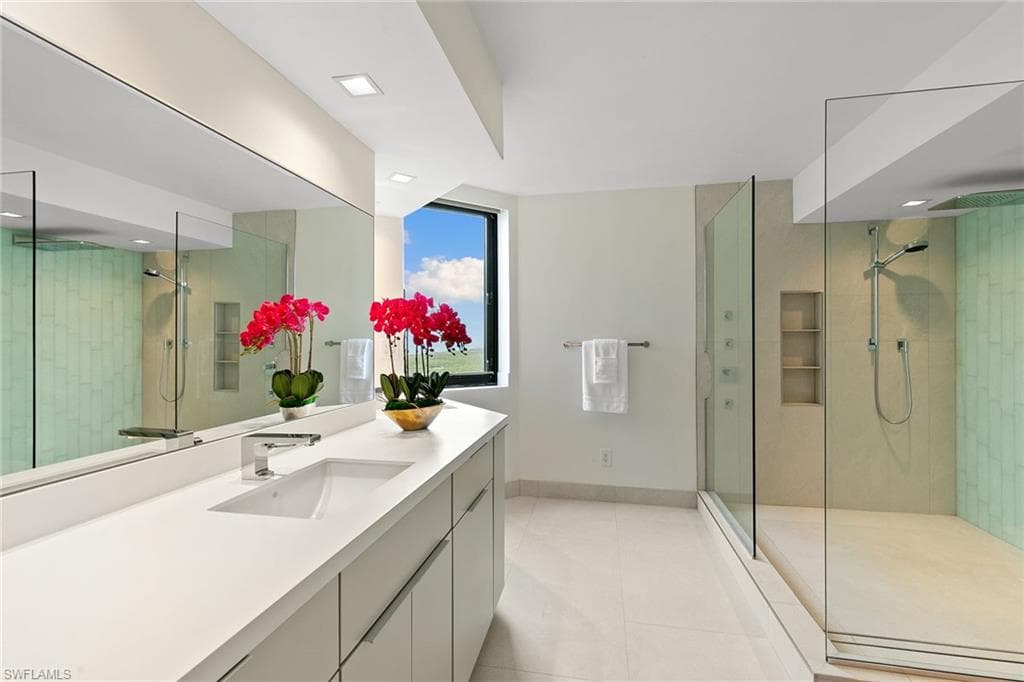 5555 Heron Point Dr 1801, Naples, FL 34108-15