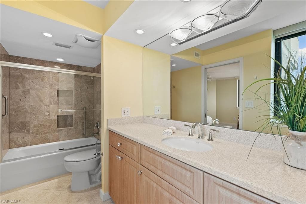 5555 Heron Point Dr 1801, Naples, FL 34108-23