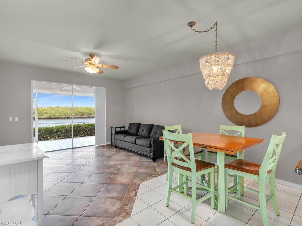 242 Newport Dr 504, Naples, FL 34114-11